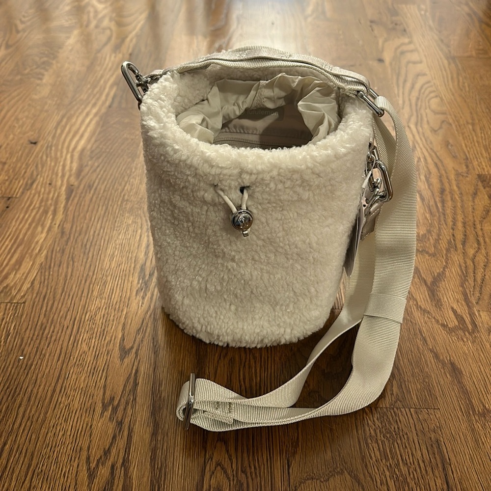 Lululemon Crossbody Bucket Bag